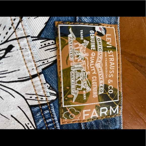 COPY - Levi’s X Farm Rio NWT 26 jean skirt-LAST ONE - Picture 6 of 15